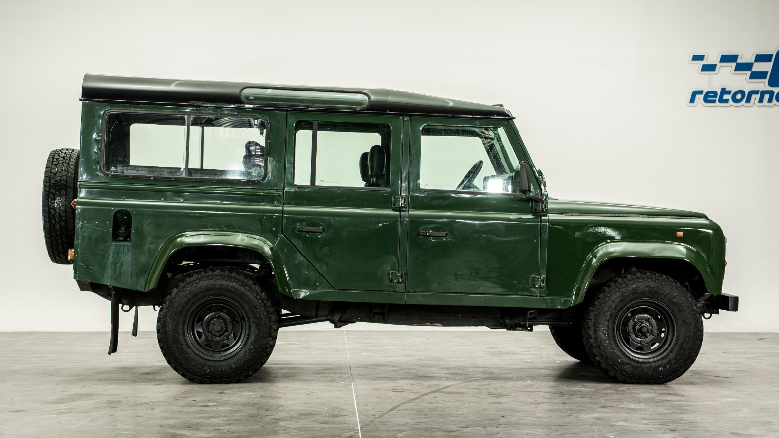 Defender 110 - Lateral