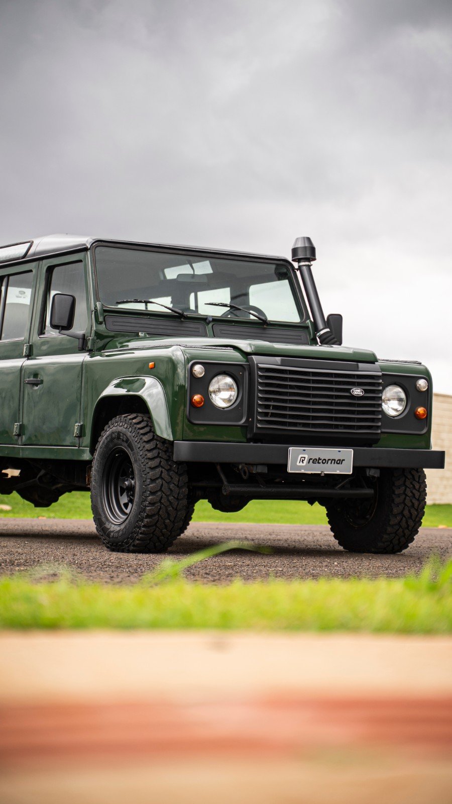 Defender 110 - Frente