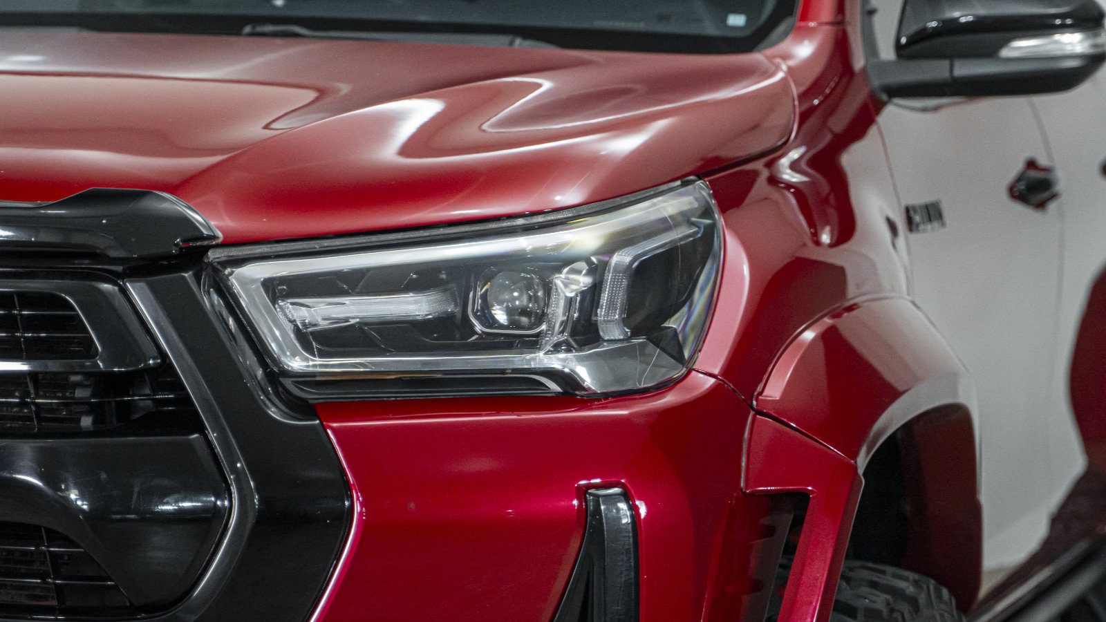 Hilux 4x4 - Farol