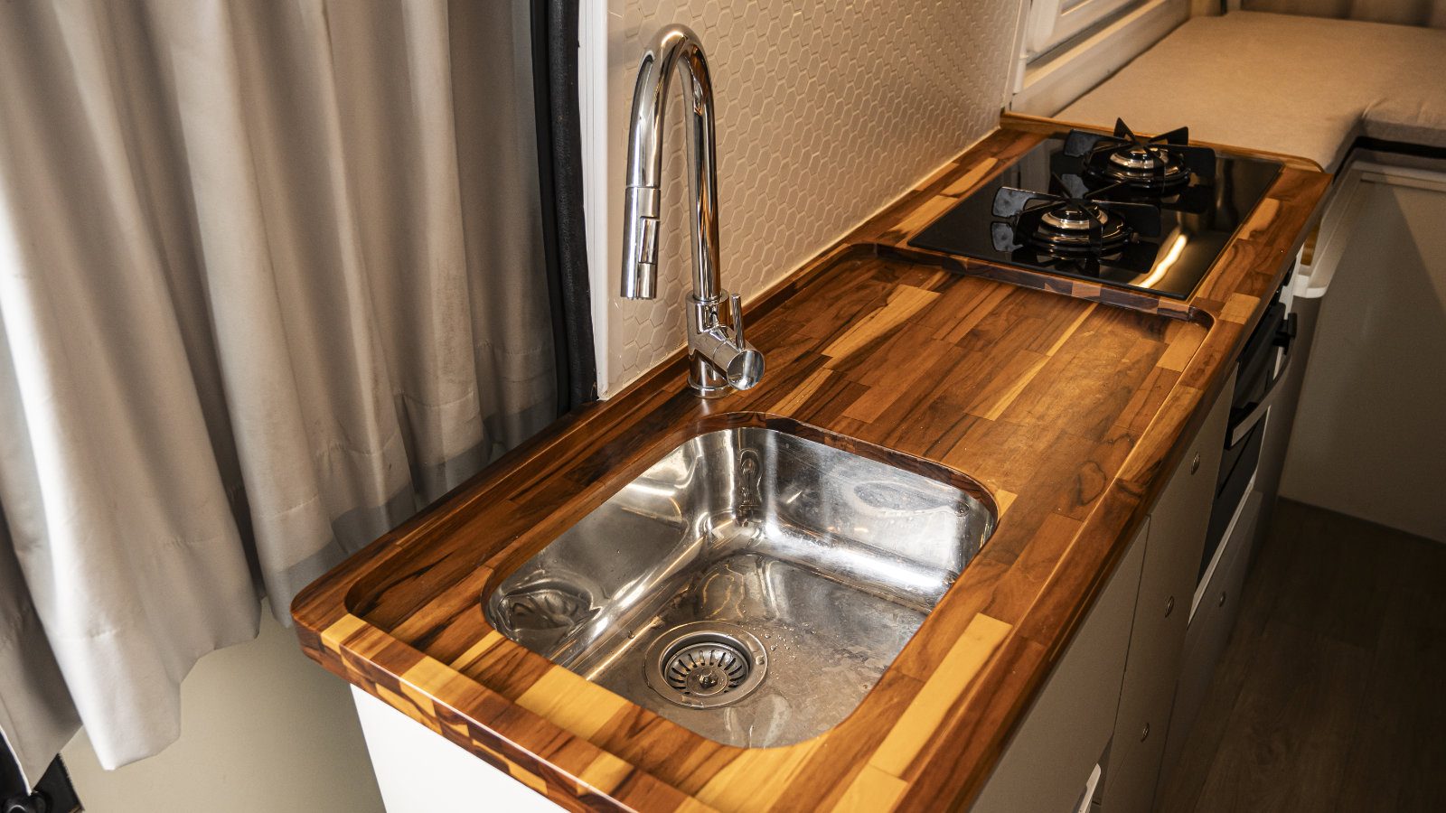 Motorhome Renault Master - Cozinha
