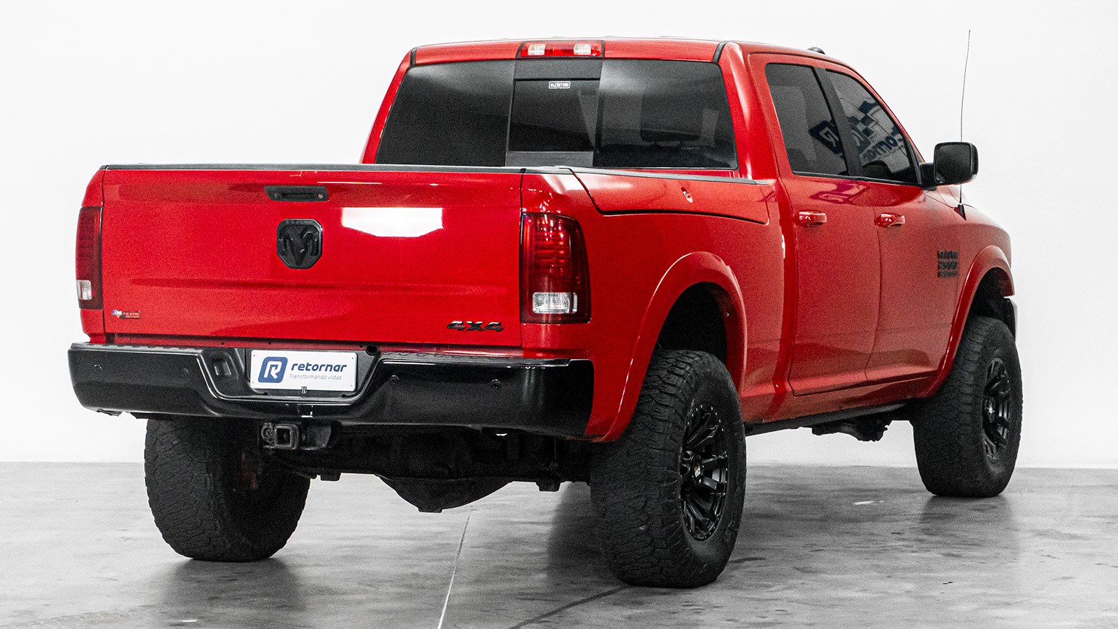 RAM 2500 - Traseira