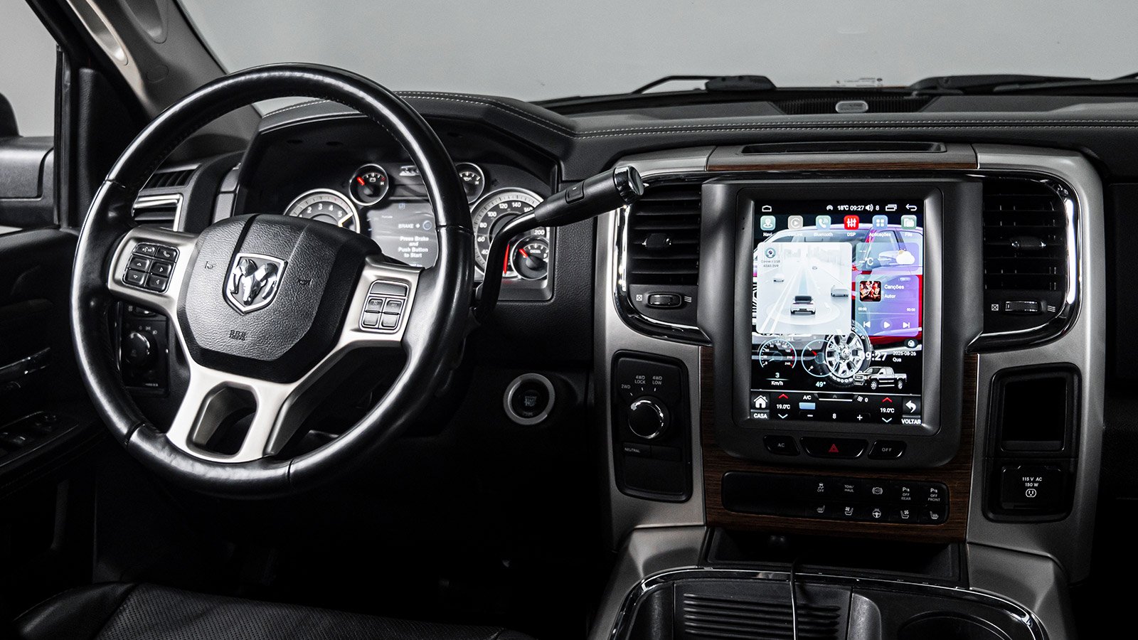 RAM 2500 - Painel