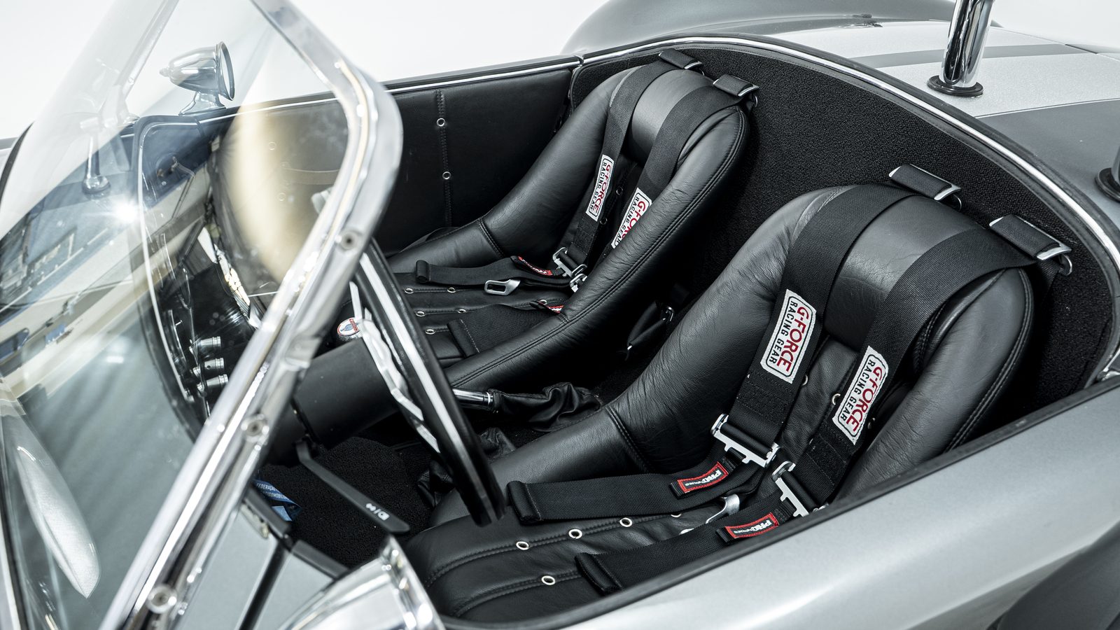 Shelby Cobra V8 - Cockpit