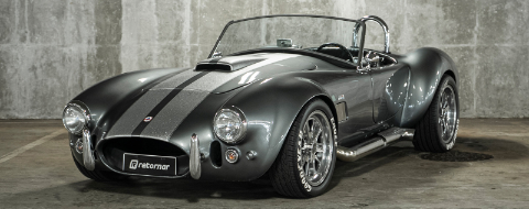 Shelby Cobra V8